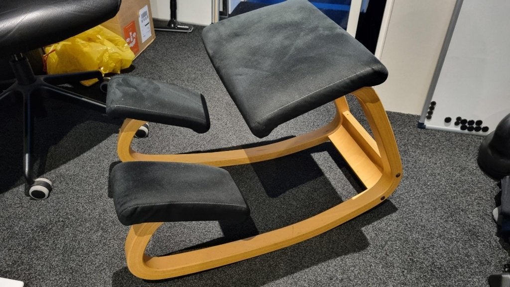 Varier (Stokke) variable bureaustoel, Ophalen, Zwart, Zo goed als nieuw, Bureaustoel