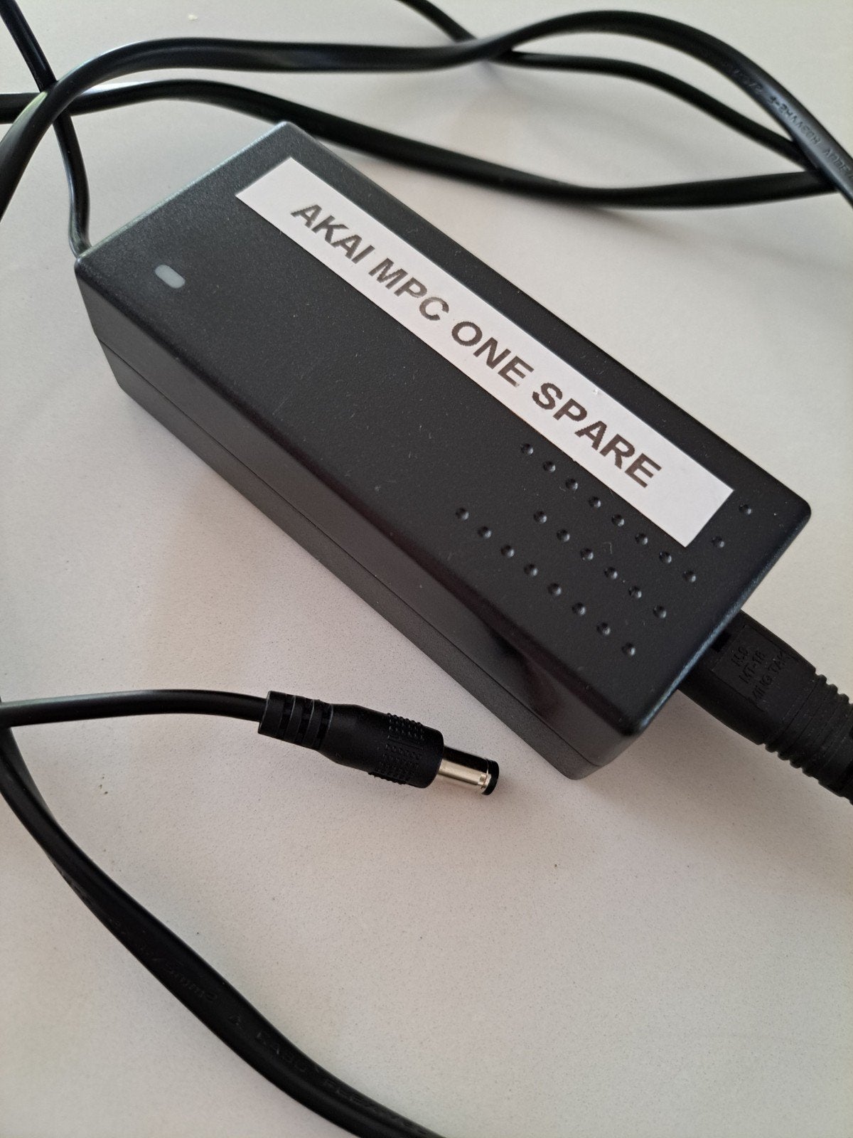 adapter voor Akai Mpc one (plus), Ophalen of Verzenden, Zo goed als nieuw