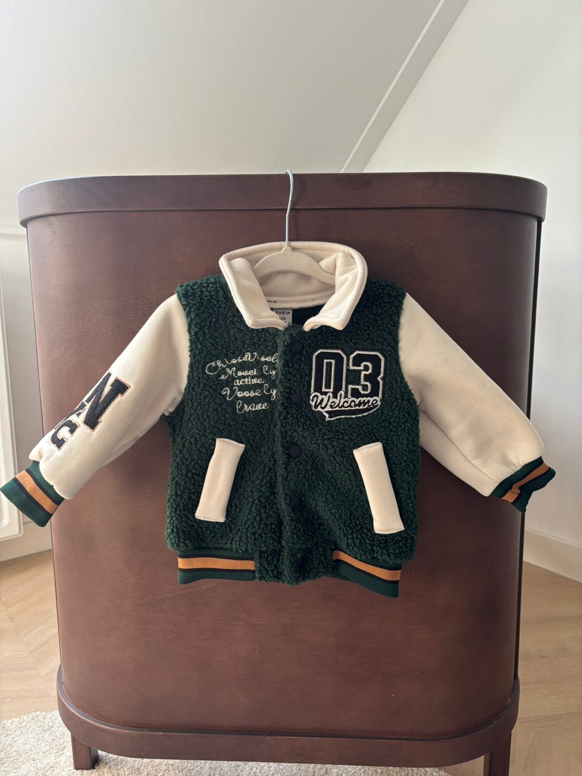 Stoere nieuwe teddy bomber bomberjack maat 68-74 baby, Ophalen of Verzenden, Nieuw, Jongetje, Jasje