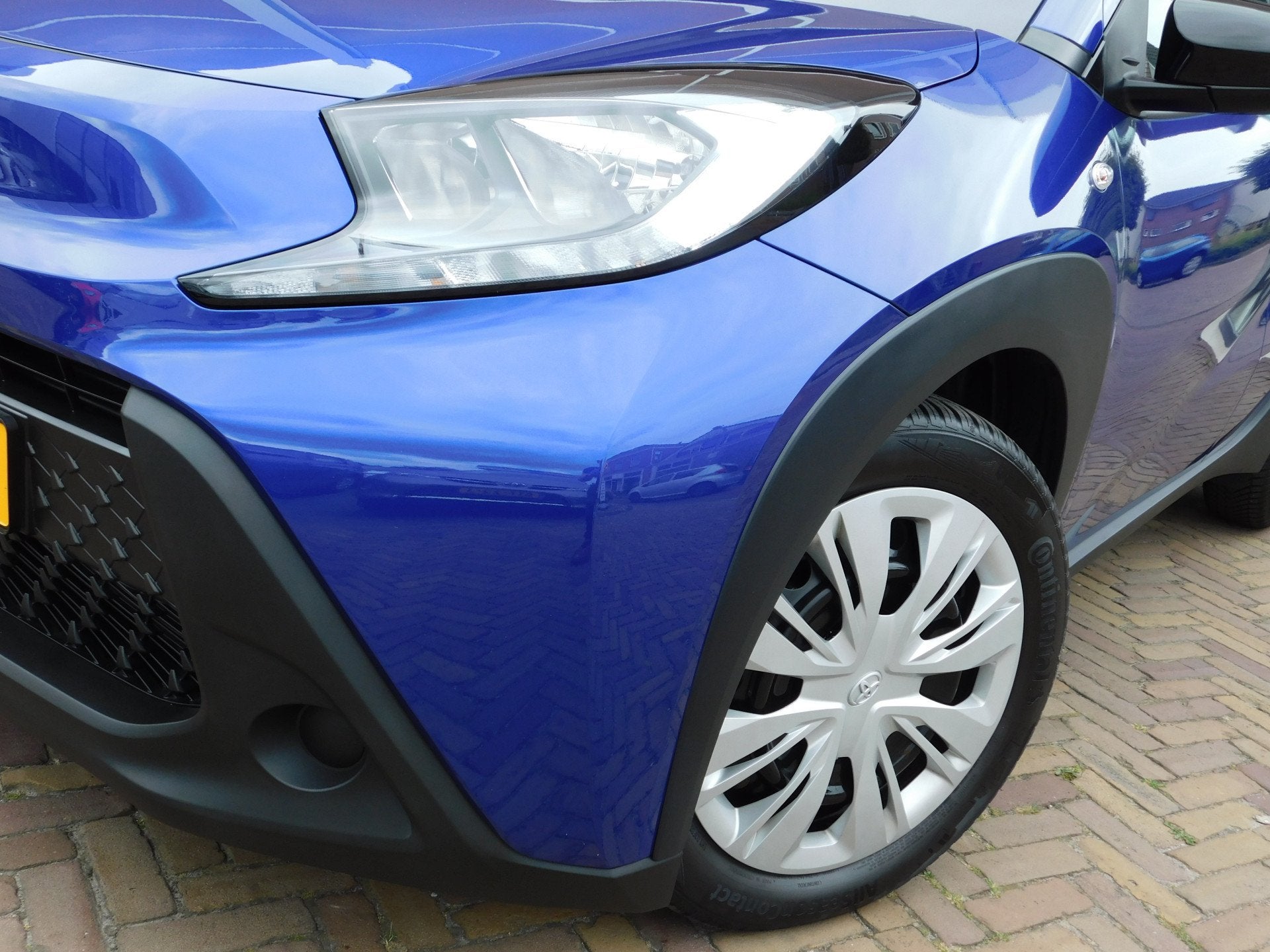 Toyota Aygo X 1.0 VVT-i MT Play (bj 2024), Auto's, Gebruikt, Euro 6, 920 kg, Origineel Nederlands