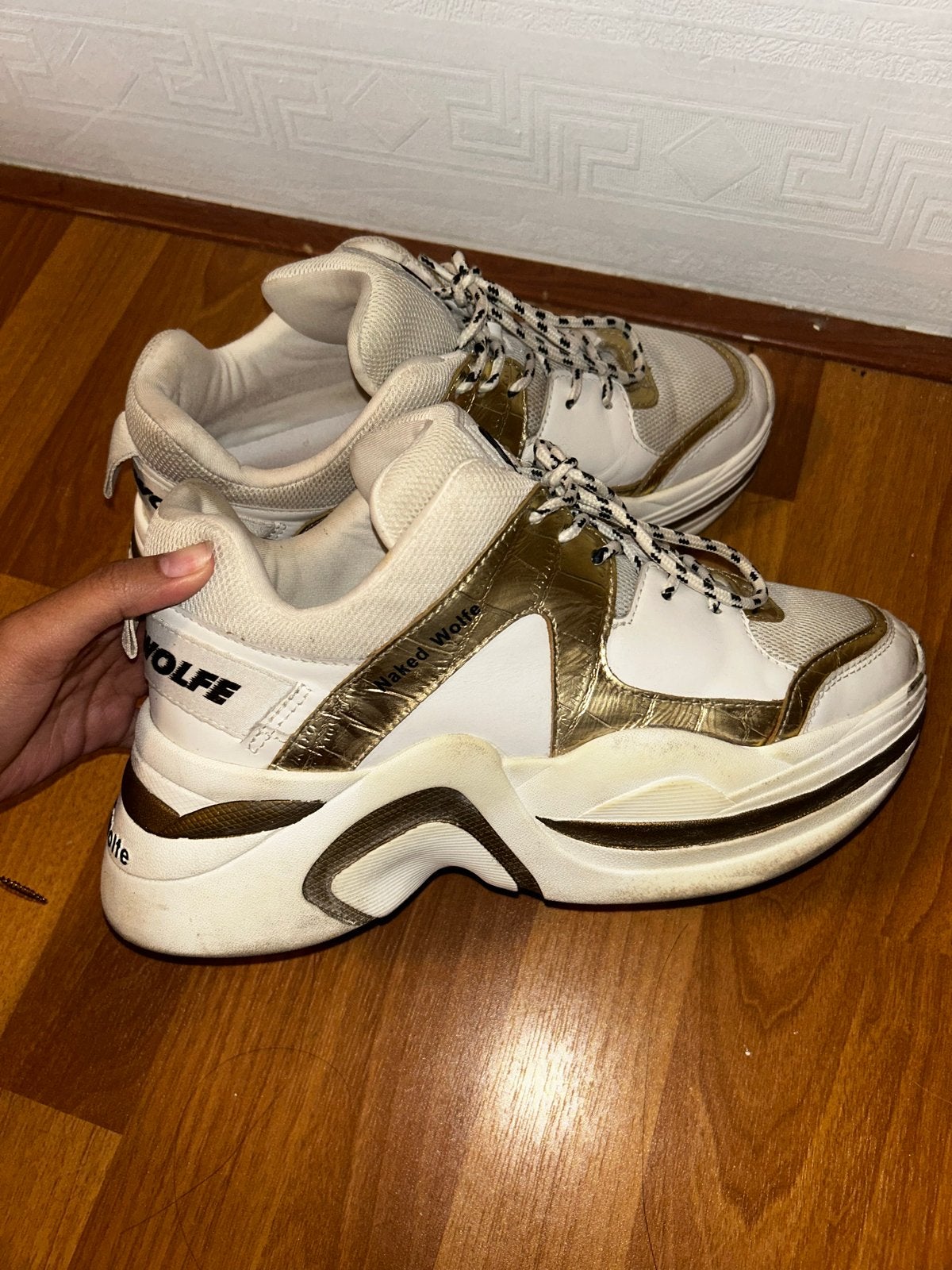 Naked Wolfe Sneakers - Zo goed als nieuw, met doos!, Ophalen of Verzenden, Zo goed als nieuw, Wit, Sneakers of Gympen