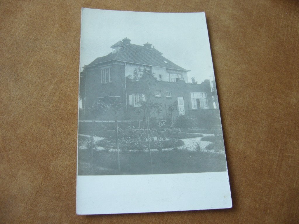 ONBEKENDE KAART =  HUIS MET TUIN, Ophalen of Verzenden, 1920 tot 1940, Ongelopen