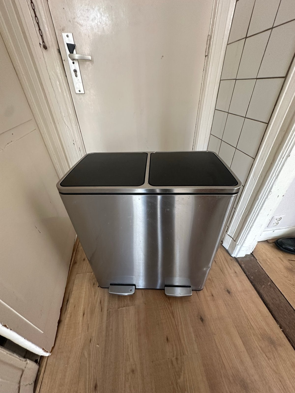 Dubbele RVS pedaalemmer - 2x 20 liter, Huis en Inrichting, Woonaccessoires | Prullenbakken, Ophalen, Met pedaal, 40 liter of meer