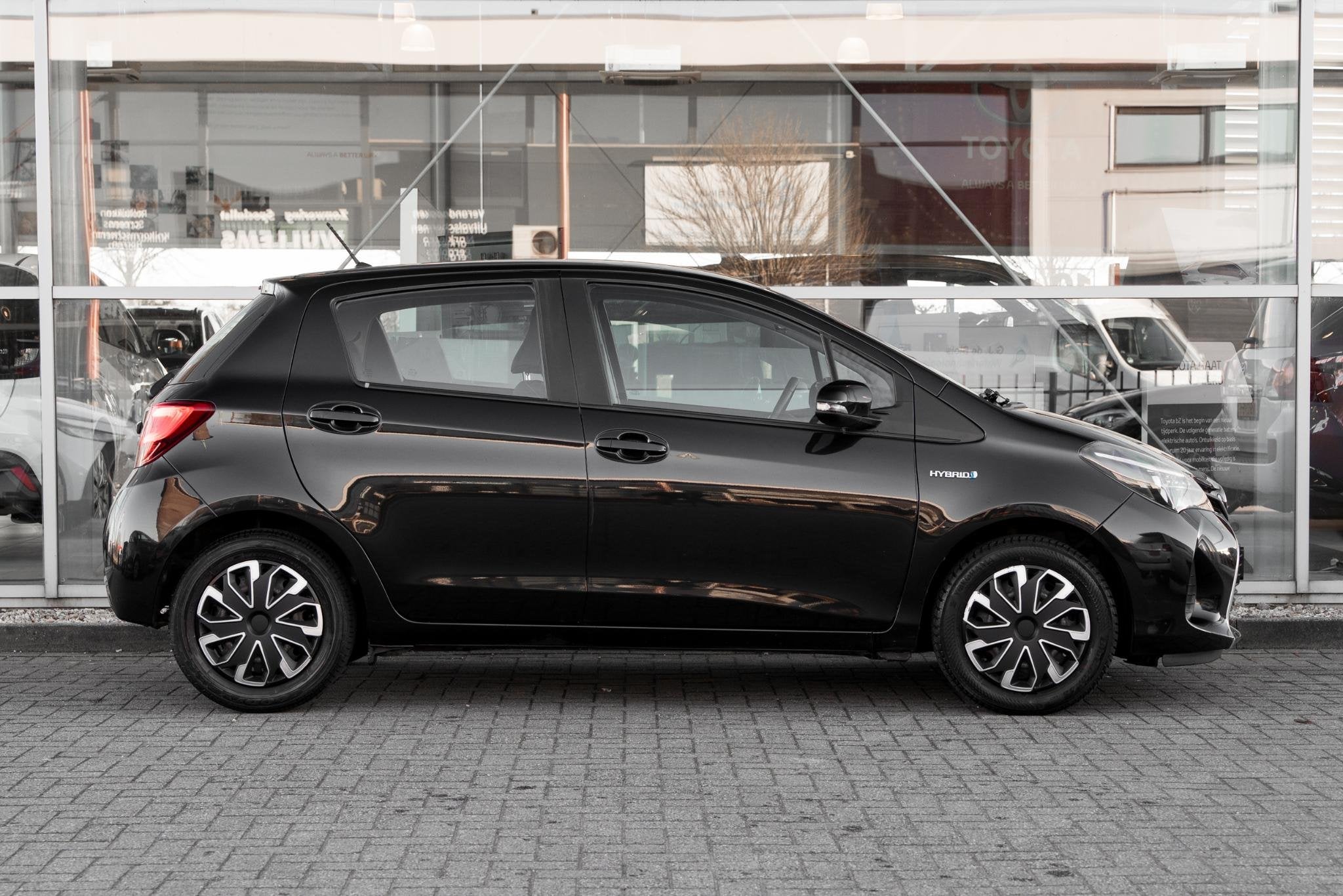 Toyota Yaris 1.5 Hybrid Aspiration, Auto's, Gebruikt, Euro 6, 4 cilinders, Origineel Nederlands