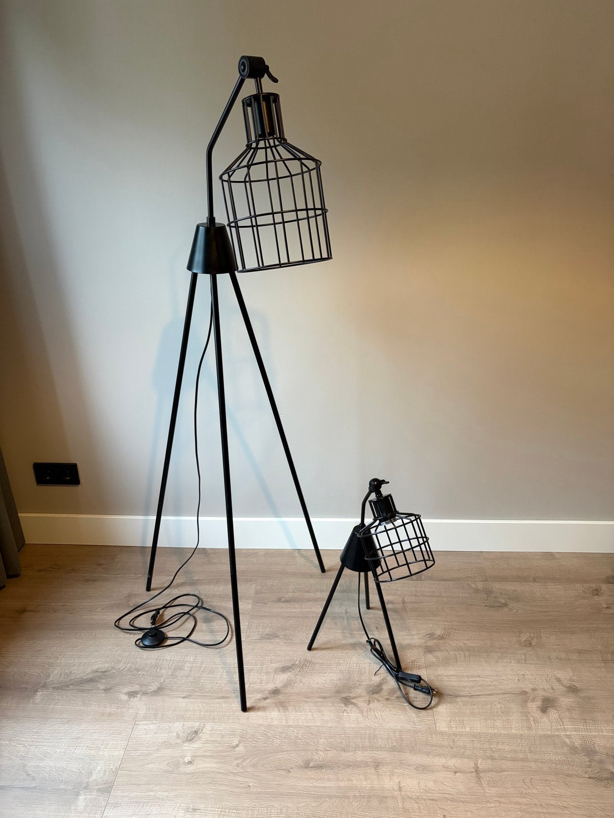 Set van 2 staande lampen: groot en klein, zwart metaal, Ophalen, Overige fittingen, Zo goed als nieuw, Metaal