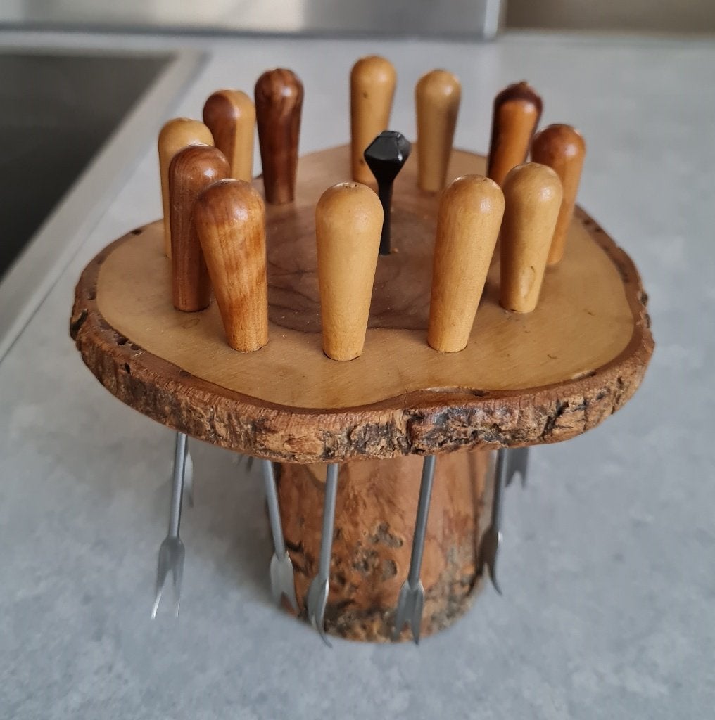 Mooie houten houder met vintage cocktailvorkjes, Ophalen of Verzenden