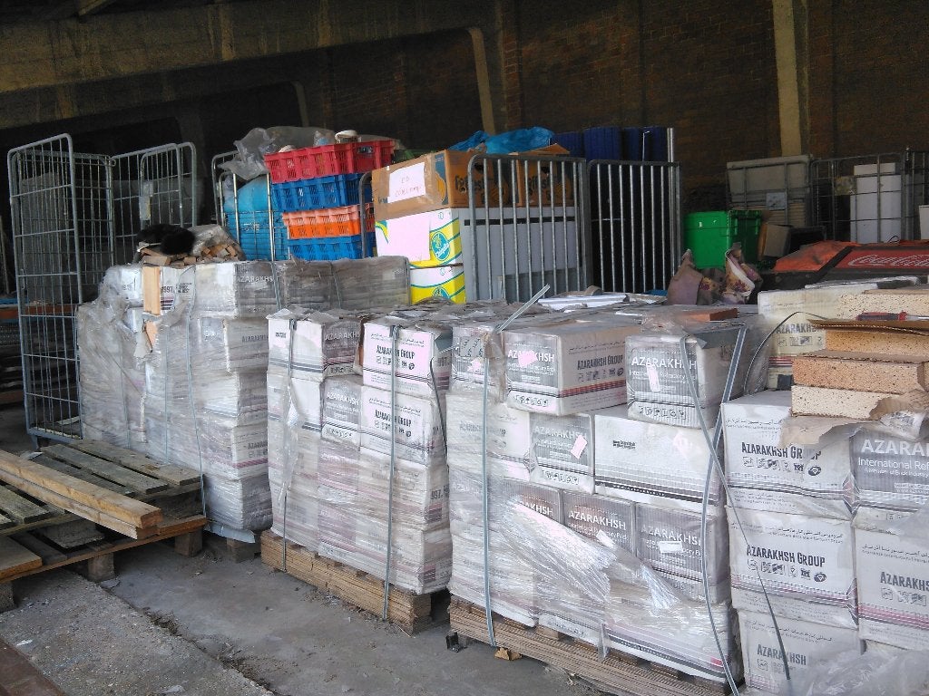 Grote partij vuurvaste stenen (nieuw)–27.000 st / 26,6 Ton, Doe-het-zelf en Verbouw, Metselstenen, Ophalen, Nieuw, Overige typen