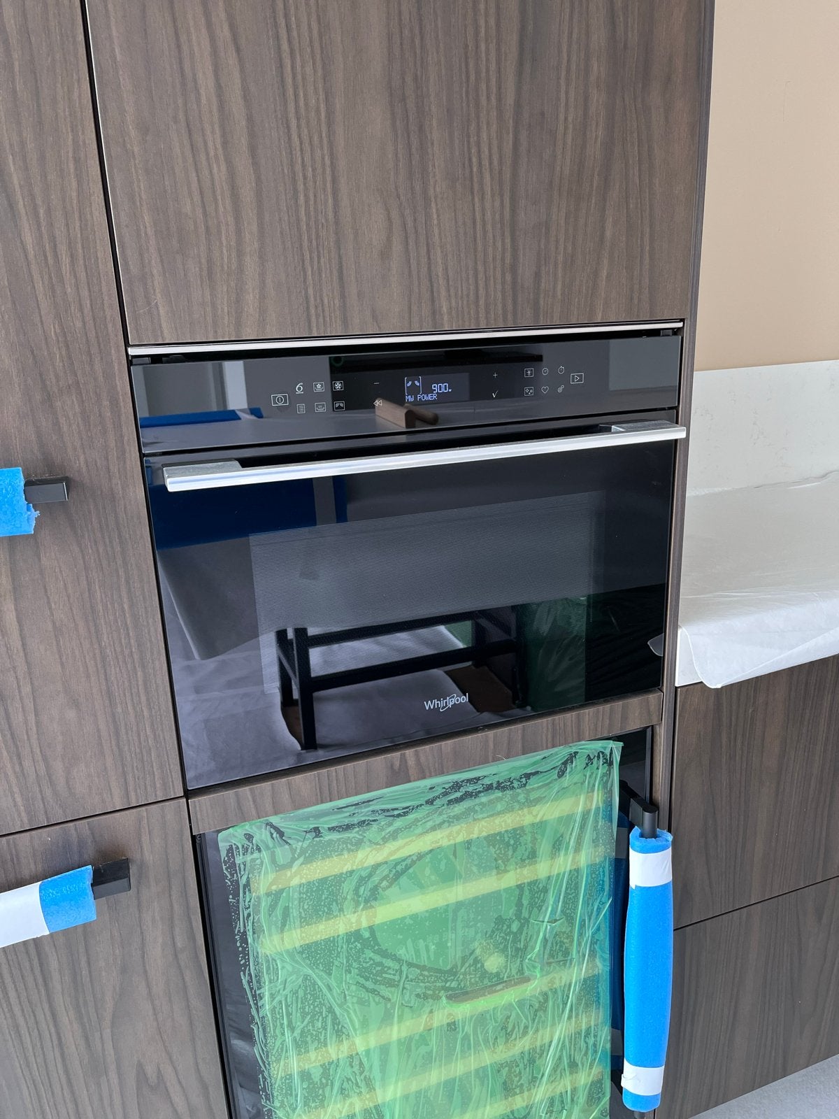 Whirlpool Combimagnetron - Zo goed als nieuw, Ophalen, Combimagnetron, 60 cm of meer, Grill