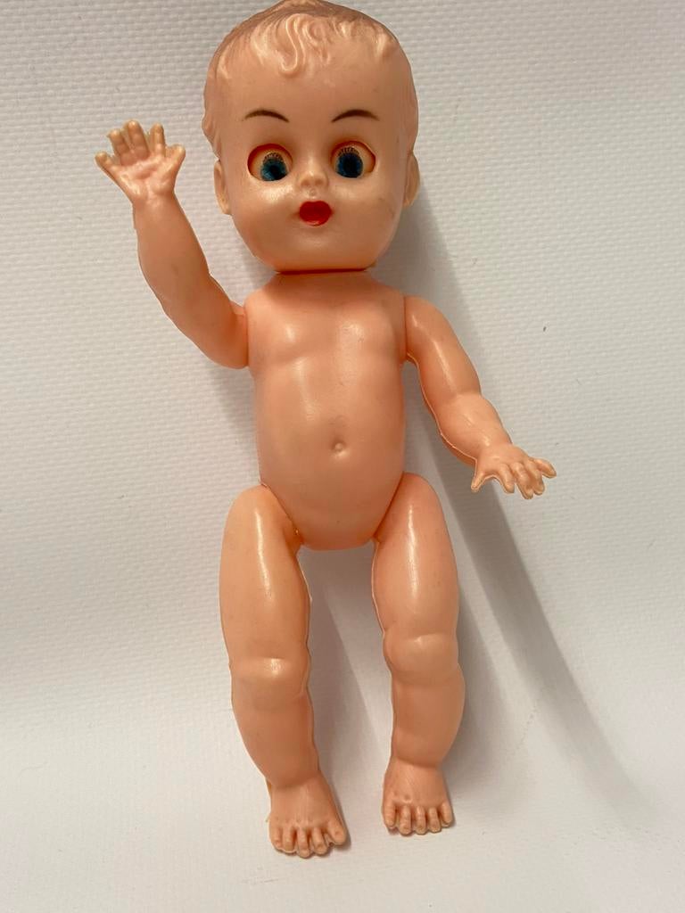 Vintage plastic popje met knipperogen, Verzamelen, Poppen, Ophalen of Verzenden, Gebruikt, Pop