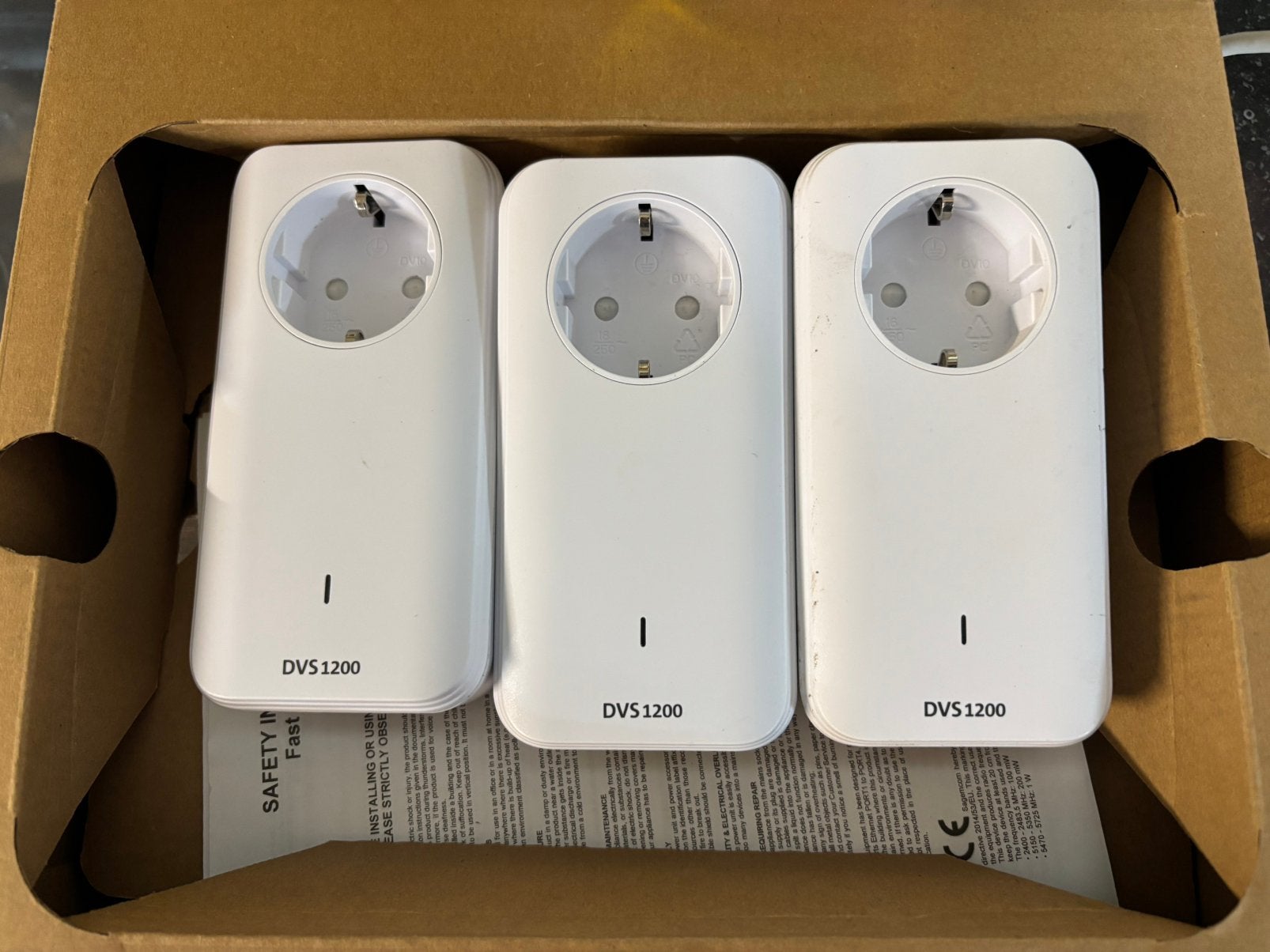 DVS 1200 draadloze verbindings adaptors wifi, Ophalen of Verzenden, Zo goed als nieuw