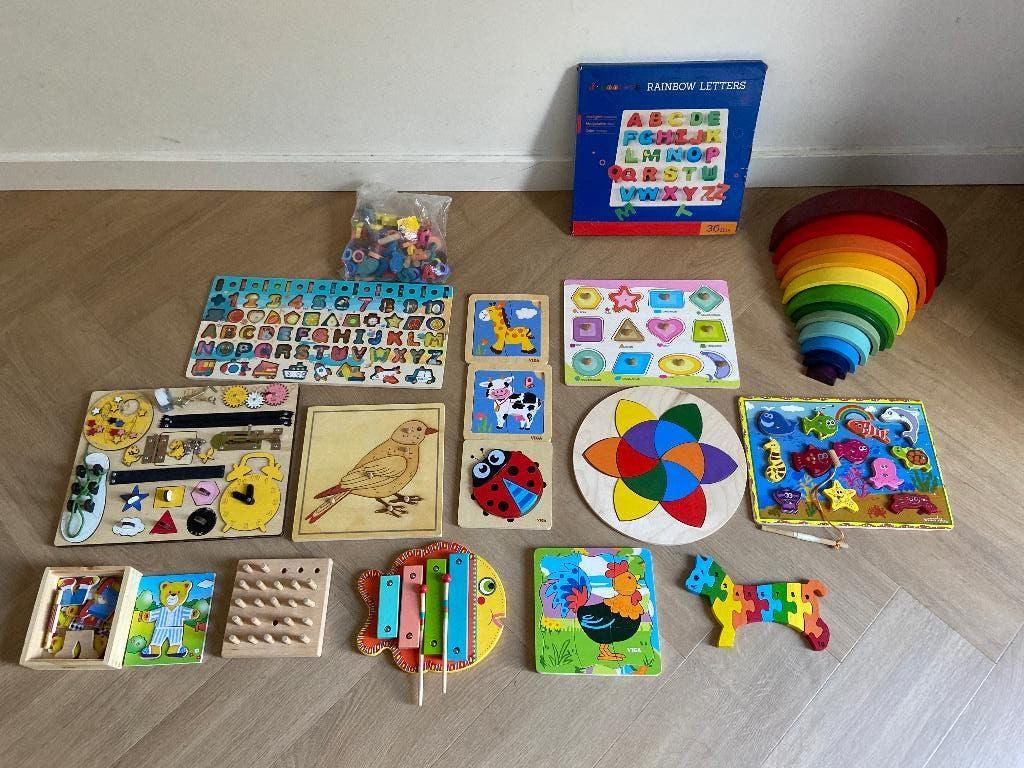 Montessori puzzles/toys, Kinderen en Baby's, Speelgoed | Houten speelgoed, Ophalen of Verzenden, Zo goed als nieuw