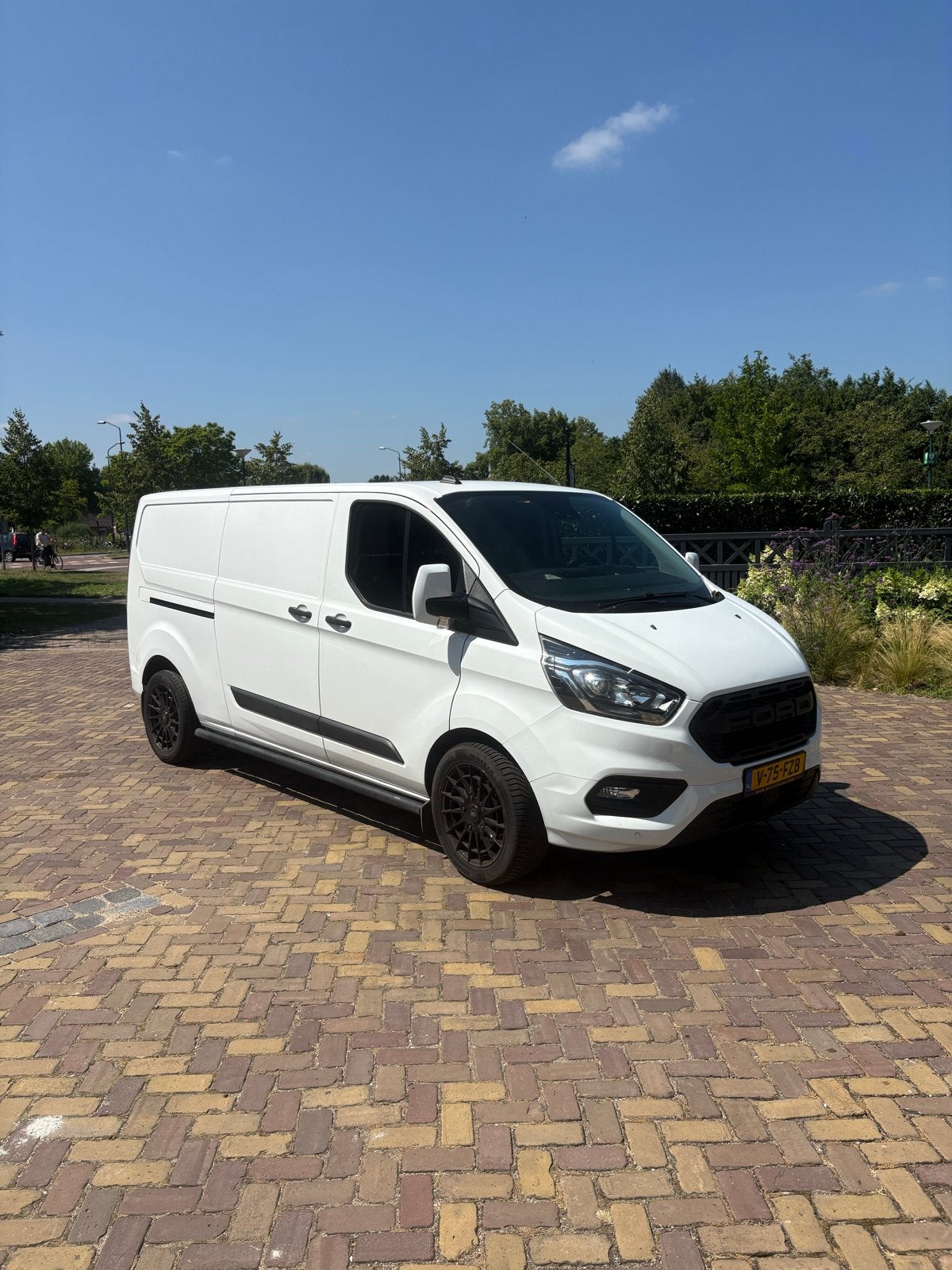 Ford Transit Custom GB 2.0 Tdci 130PK 320 Mhev L1H1 2021 Wit, Auto's, Bestelauto's, Voorwielaandrijving, 1995 cc, 4 cilinders