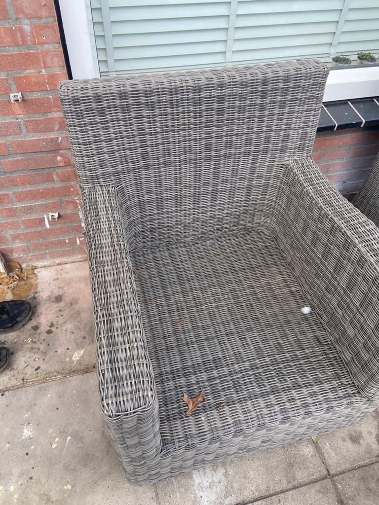 Tuin stoelen, Ophalen