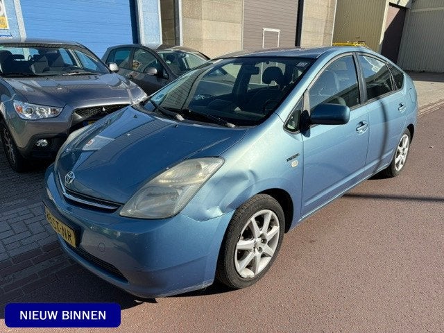Toyota Prius 1.5 VVT-i Comfort 2006 niet mooi, wel goed. EXP, Gebruikt, 4 cilinders, Blauw, 23 km/l