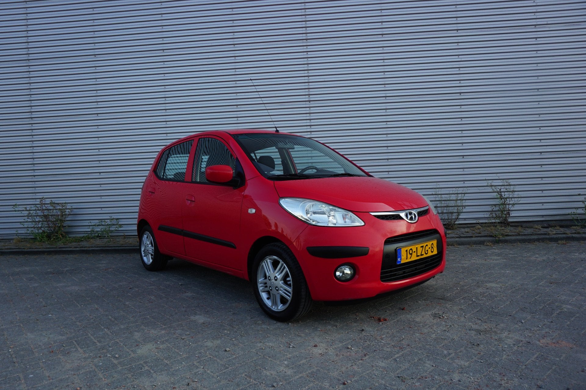 Hyundai i10 1.1 Dynamic XL Airco / Elektr. ramen / Lm velgen, Auto's, Stof, Gebruikt, 31 €/maand, 4 cilinders