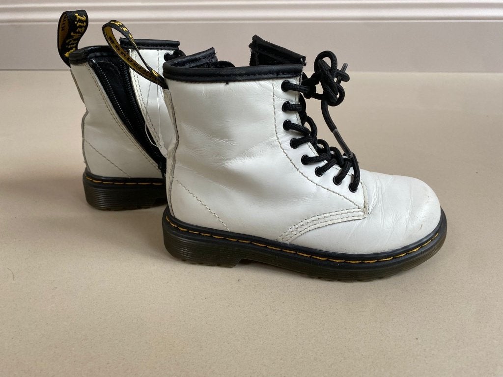 Dr. Martens 1460 Junior Enkelboots - Wit - maat 26, Kinderen en Baby's, Kinderkleding | Schoenen en Sokken, Ophalen, Dr. Martens