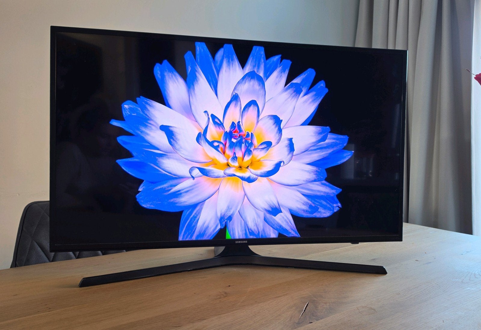 Samsung Smart Tv 40"inch 4K UHD Nieuwstaat!, Audio, Tv en Foto, Televisies, Ophalen, 50 Hz, Zo goed als nieuw, Samsung