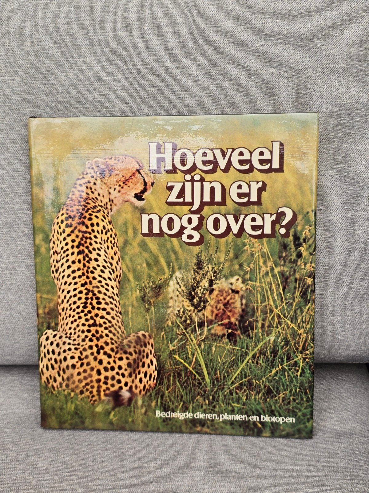 Hoeveel zijn er nog over?Bedreigde dieren,planten en biotop, Ophalen, Gelezen, Natuur algemeen, Onbekend
