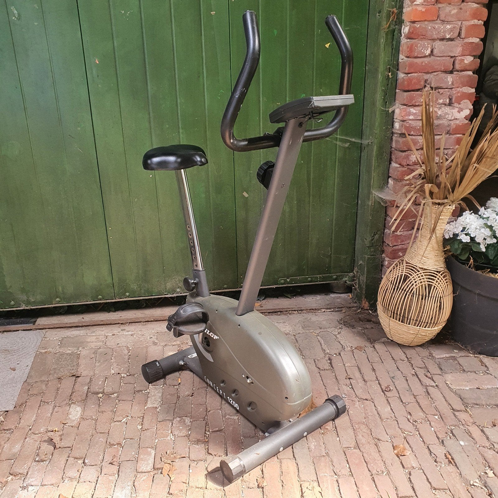 Dunlop Hometrainer - Concept 1200, Ophalen, Zo goed als nieuw, Hometrainer