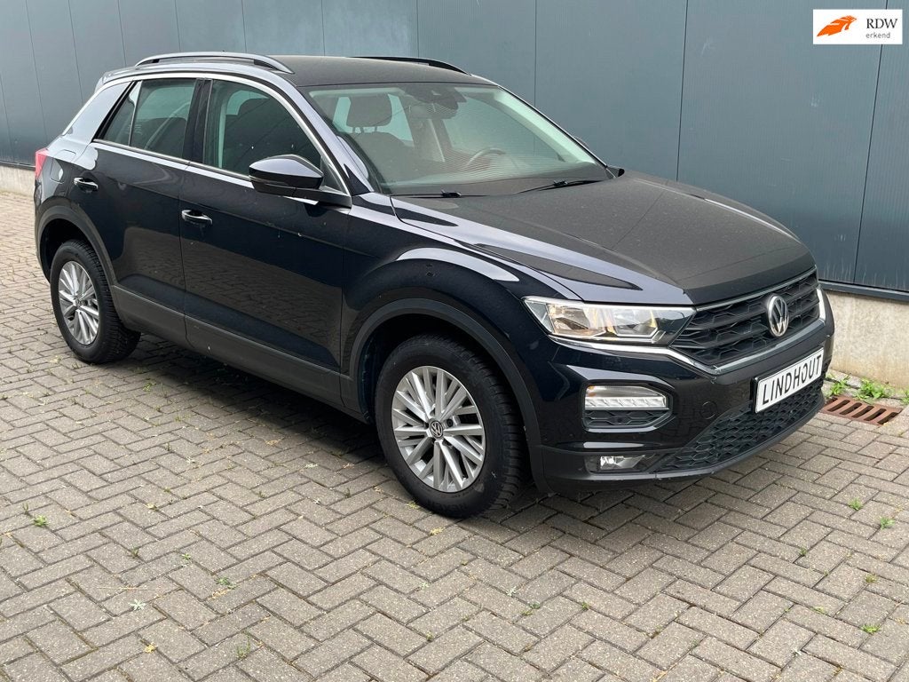 Volkswagen T-Roc 1.0 TSI Style TREKHAAK STOELVERW, Voorwielaandrijving, Stof, Gebruikt, Zwart