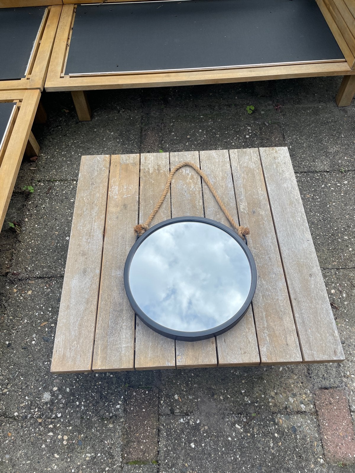 Ronde spiegel met touwophanging, inclusief ophangsysteem., Huis en Inrichting, Ophalen, Minder dan 50 cm, Rond, Zo goed als nieuw