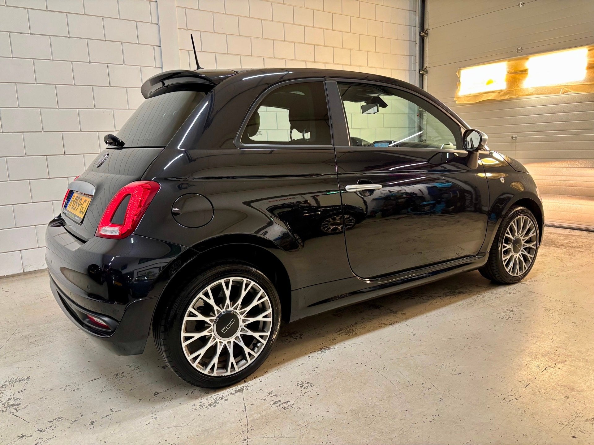Fiat 500 1.2 Rockstar Bj.20|Clima|Pano|Carplay|Leer|Pdc|Vol, Voorwielaandrijving, Dealer onderhouden, Gebruikt, 4 cilinders