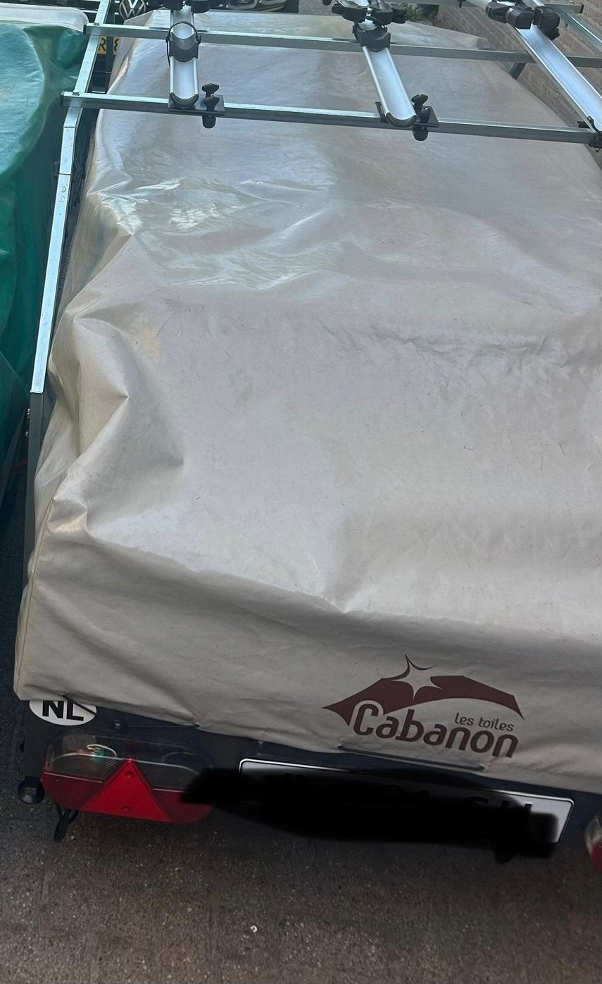 Dekzijl (niet verlengd) Cabanon Manga uit 2020., Ophalen