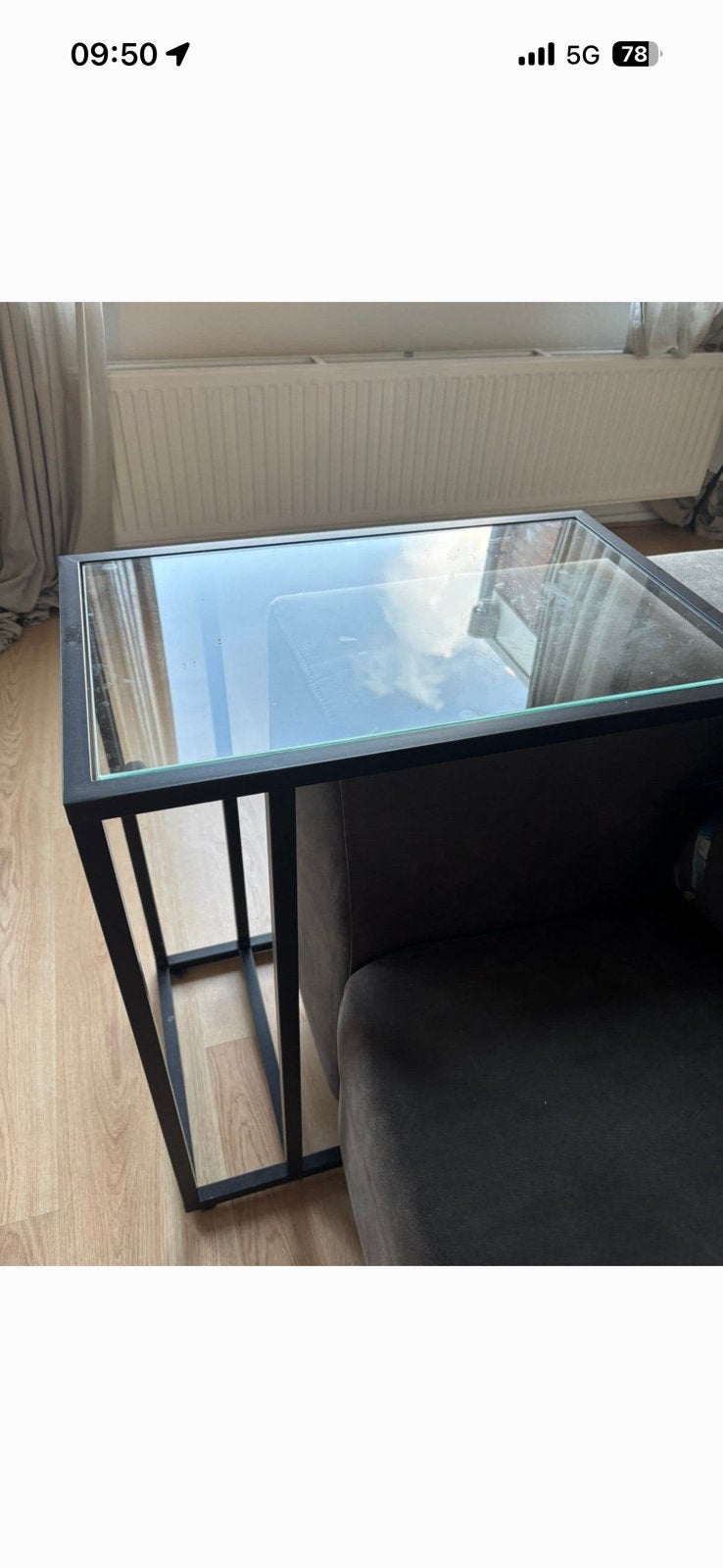 Ikea bijzet/laptop tafel 2 stuks, Ophalen, 50 tot 100 cm, Zo goed als nieuw, 25 tot 50 cm