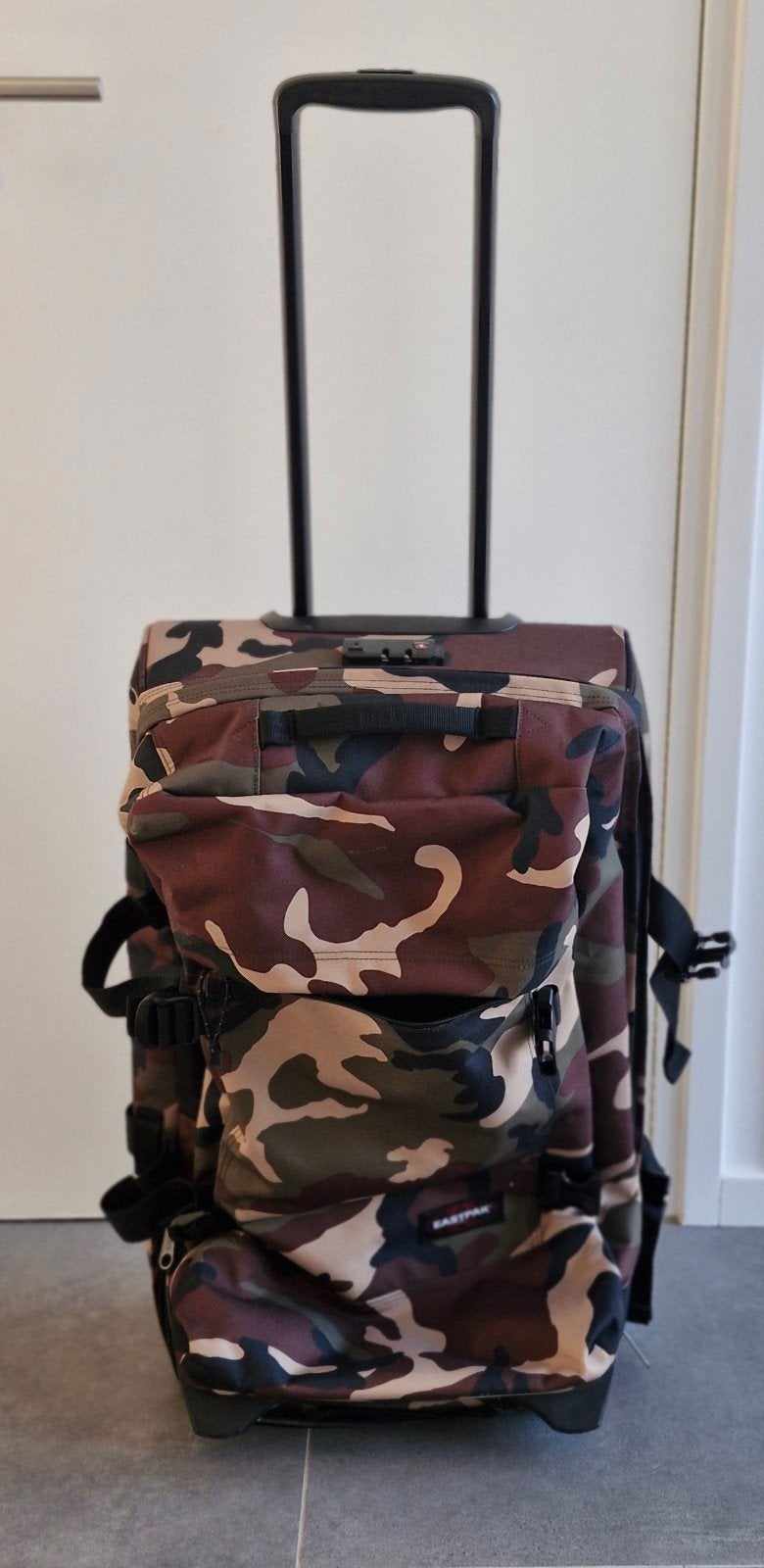 Eastpak Trolley Rugzak Camouflage, Verzenden, Gebruikt