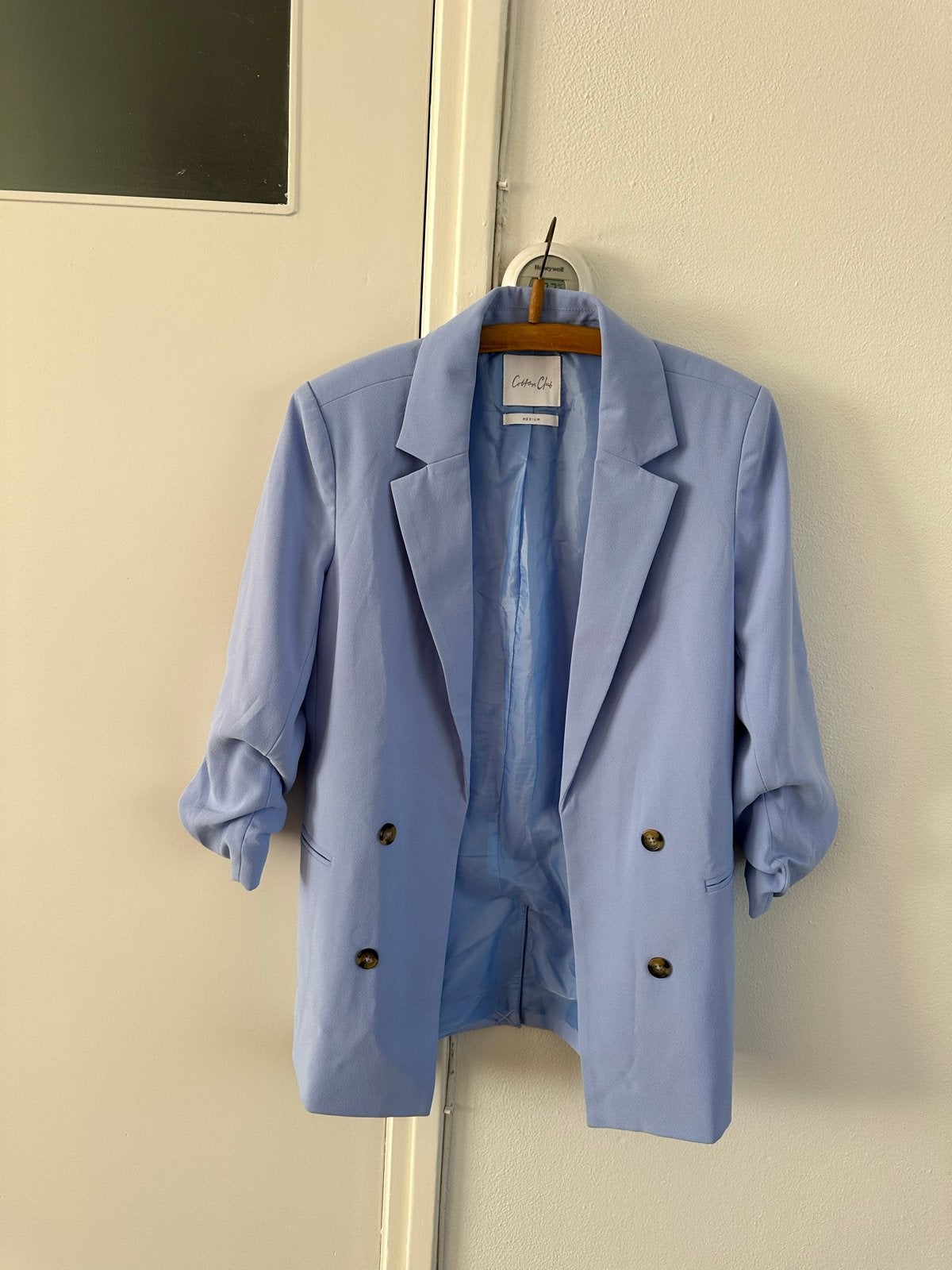 Mooie lichtblauwe colbert voor dames maat M, Ophalen, Gedragen, Maat 48/50 (M), Blauw