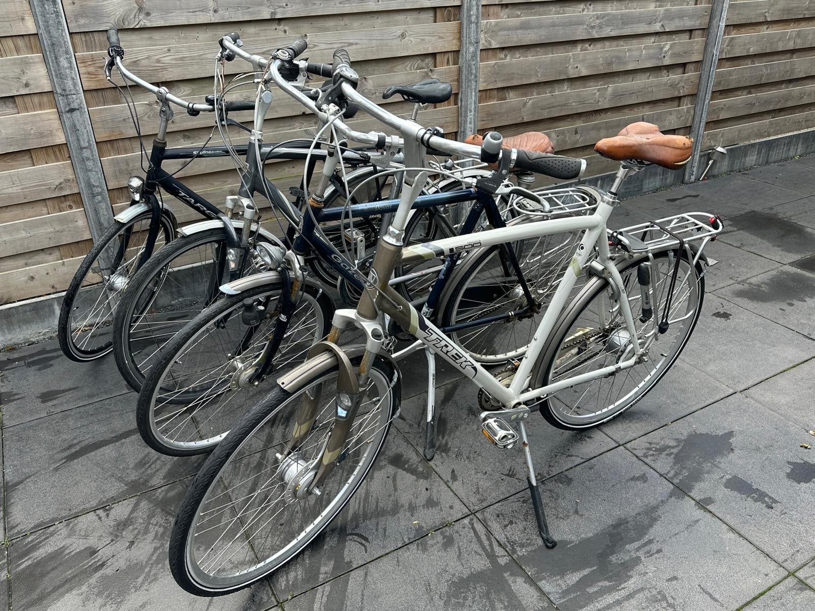 Drie gebruikte fietsen - Gazelle, Target, Trek, Gebruikt, Velgrem, Versnellingen, 53 tot 57 cm