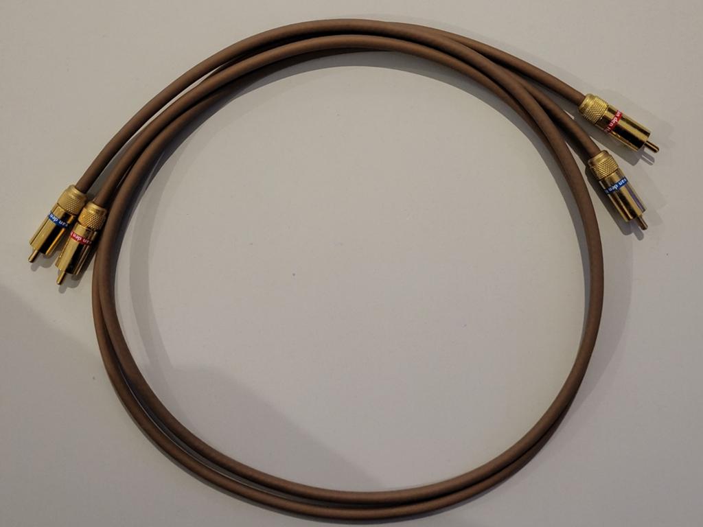 Van Den Hul D300 mk3 stereo rca interlink 1m, Ophalen of Verzenden, Zo goed als nieuw, Minder dan 2 meter, Interlink-kabel