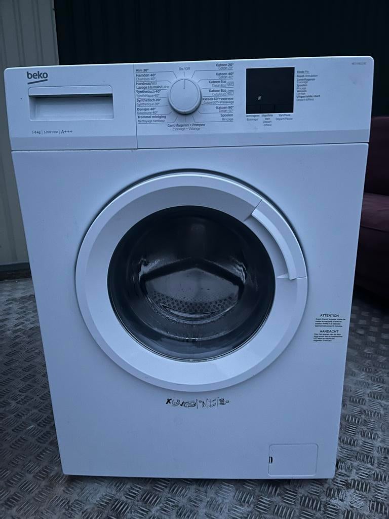 Beko Wasmachine 6 kg, Witgoed en Apparatuur, Wasmachines, Ophalen, 1200 tot 1600 toeren, Gebruikt, 4 tot 6 kg