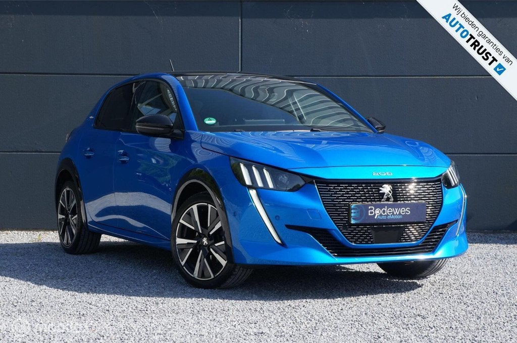 Peugeot 208 1.2 H6 PureTech GT-Line Pano Apple/Android LED!, Voorwielaandrijving, 101 pk, Gebruikt, Blauw