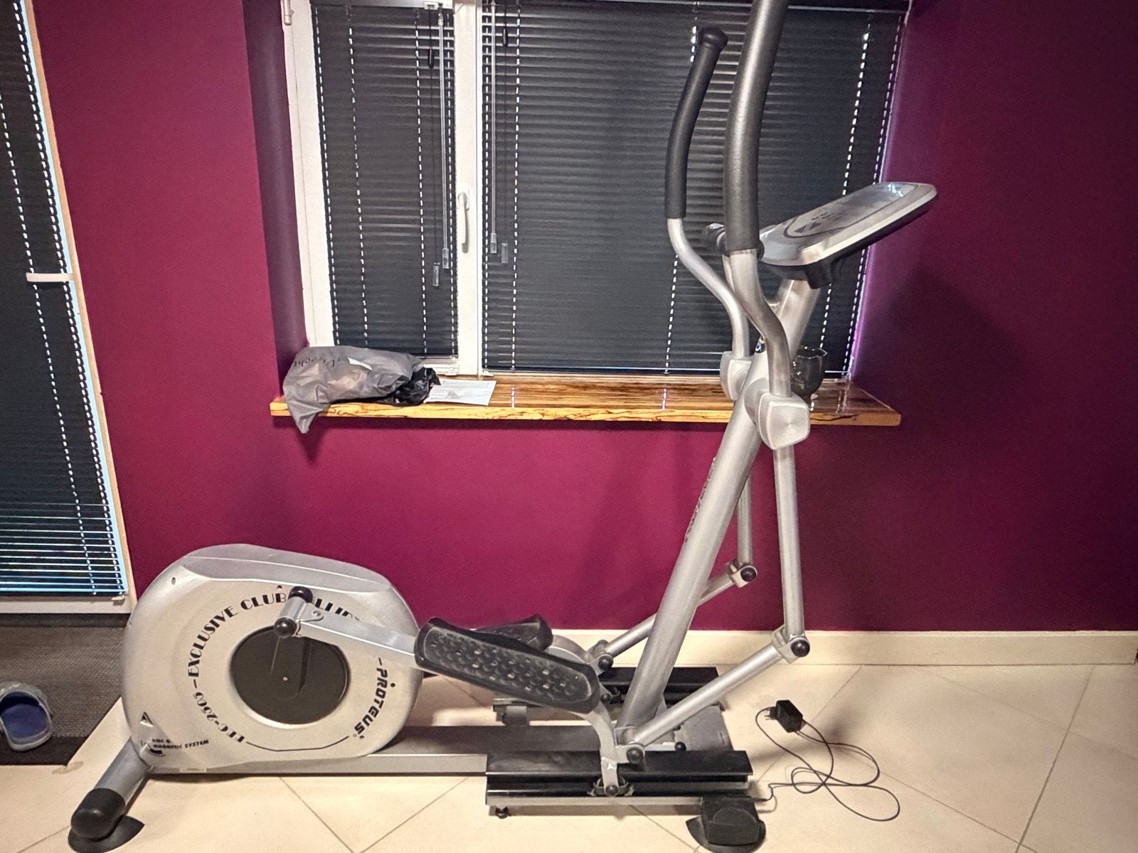 Proteus Elliptical Crosstrainer - Werkt goed, Ophalen, Gebruikt, Armen, Crosstrainer