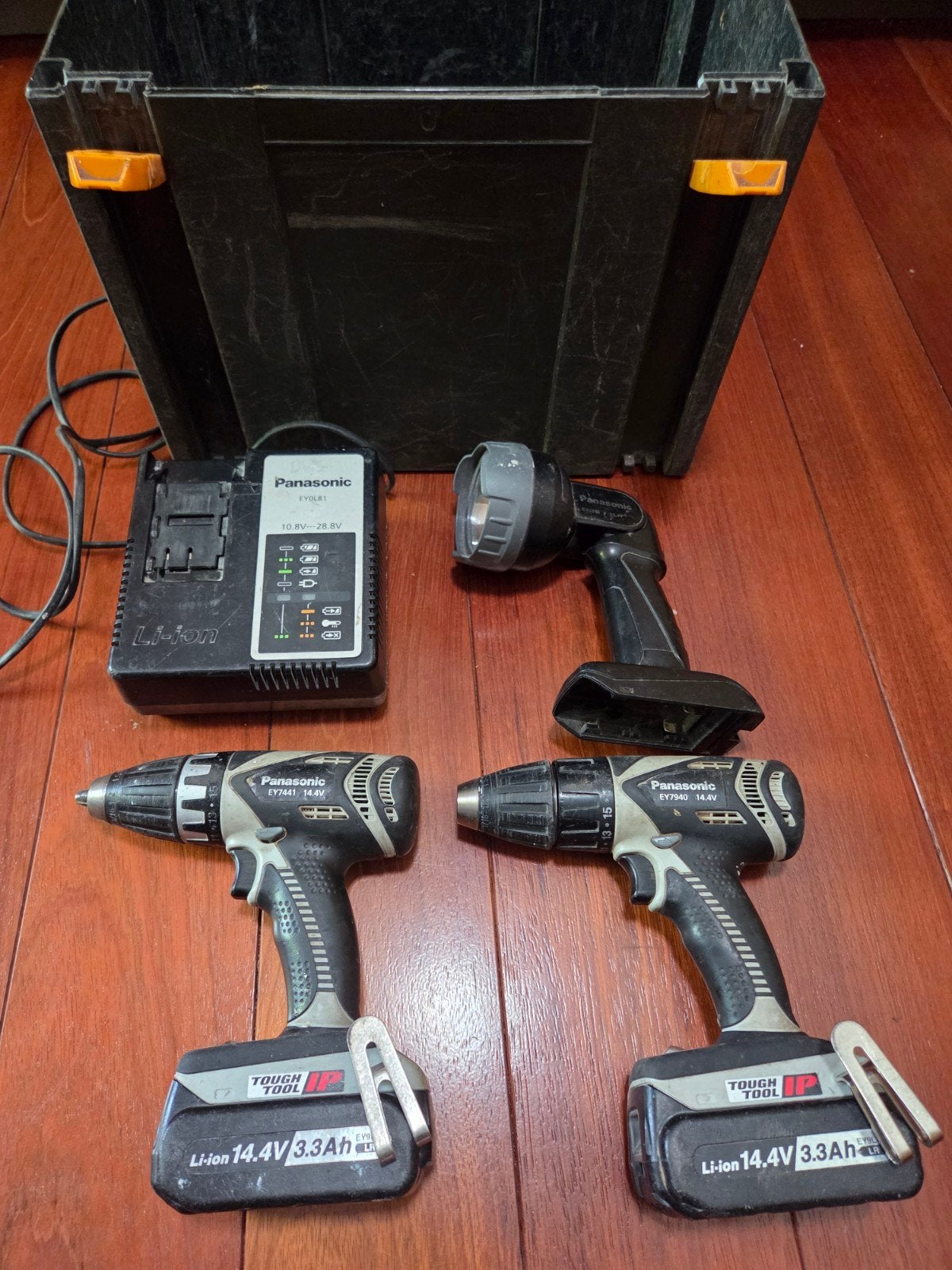 Panasonic Boor- en Schroefmachineset met lamp en koffer, Gebruikt, Variabele snelheid, Ophalen of Verzenden, Boor- en Schroefmachine