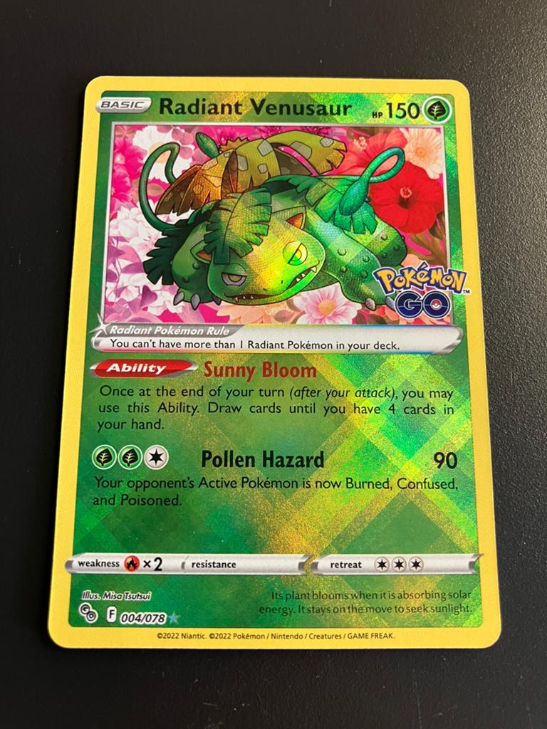 Radiant venusaur #004, Ophalen of Verzenden, Zo goed als nieuw