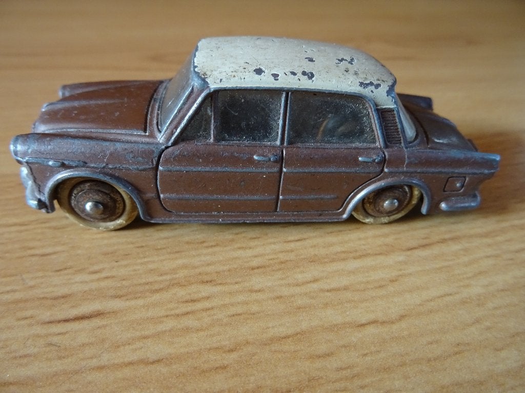 Dinky Toys Fiat 1200 Grande Vue, Hobby en Vrije tijd, Modelauto's | 1:43, Ophalen of Verzenden, Gebruikt, Auto, Dinky Toys
