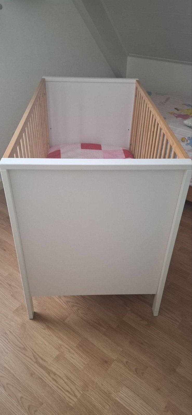 Ledikantje, Kinderen en Baby's, Kinderkamer | Complete kinderkamers, Ophalen, Zo goed als nieuw, Jongetje of Meisje