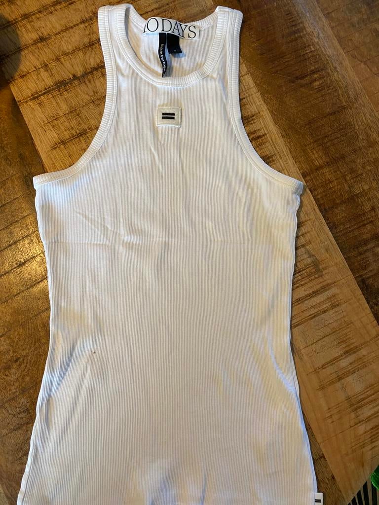 10 days top, Wit, Ophalen of Verzenden, Zo goed als nieuw, Maat 36 (S)