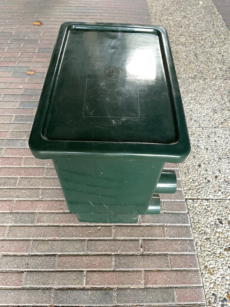 Vijver zeefbochtfilter mini sieve., Tuin en Terras, Ophalen, Zo goed als nieuw
