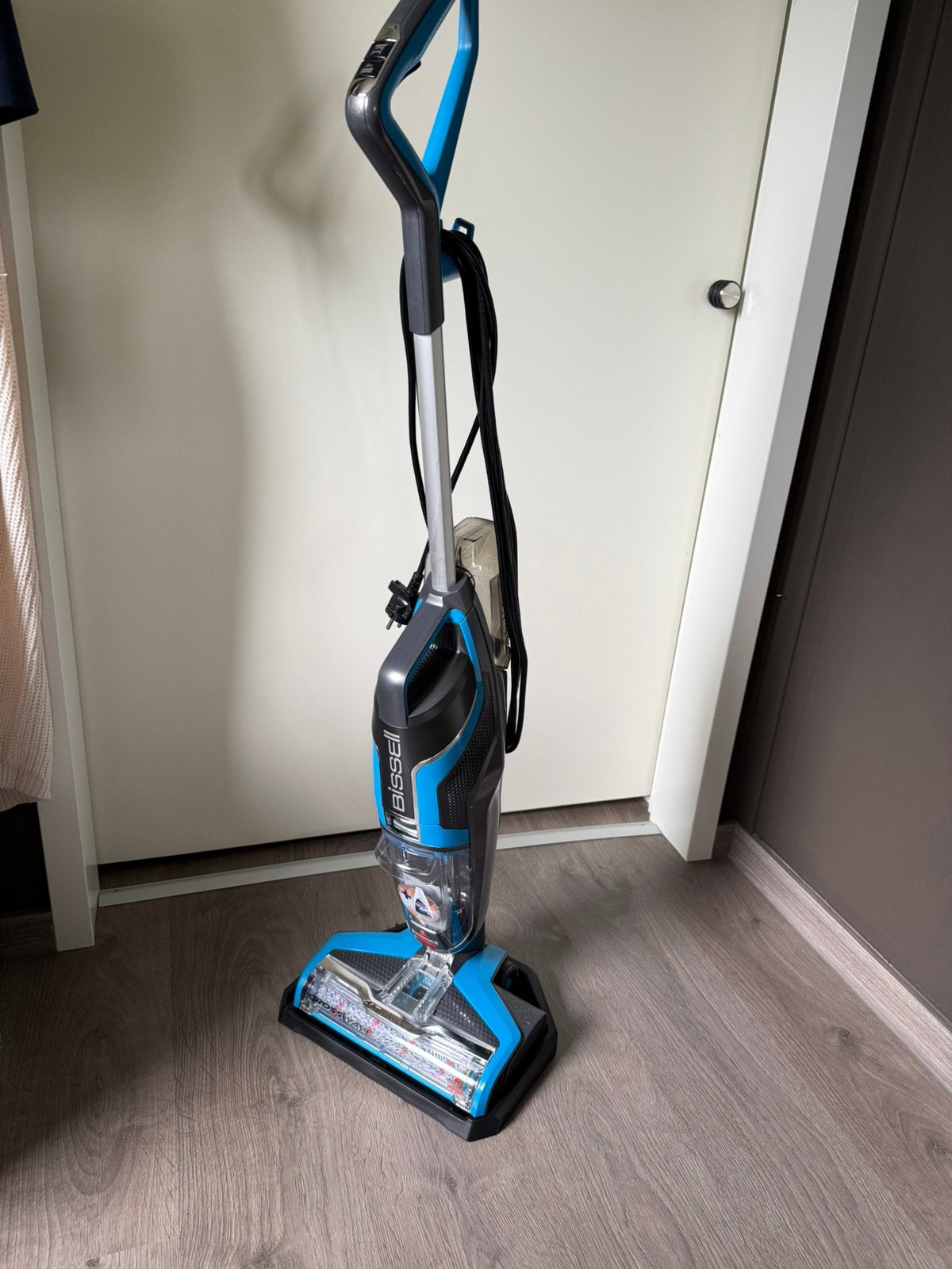 Bissell CrossWave 3 in 1 stofzuig-dweilcombi, Ophalen, Zo goed als nieuw, Dweilfunctie