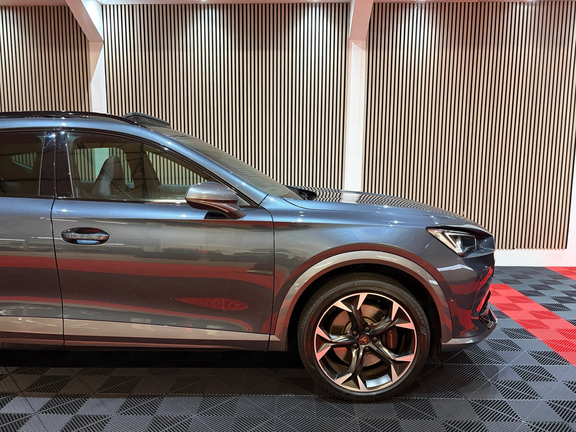 CUPRA Formentor 1.4 e-Hybrid VZ Copper Edition Pano Buttons, 4 cilinders, Formentor, Bedrijf, Hybride Elektrisch/Benzine