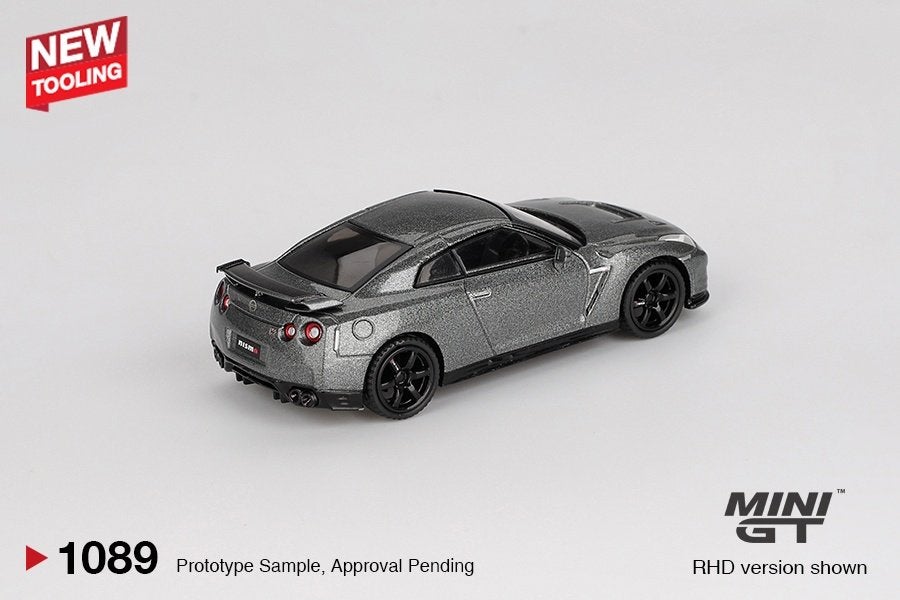 Mini GT 1:64 NISSAN GT-R 2013 Dark Metal Gray RHD, -, Nieuw, Ophalen of Verzenden, -