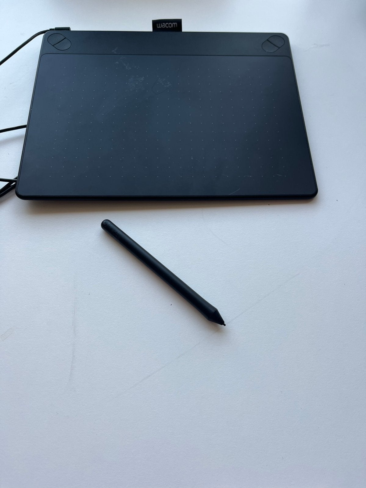 Wacom Intuos tekentablet groot, Computers en Software, Tekentablets, Ophalen, Zo goed als nieuw, Bedraad