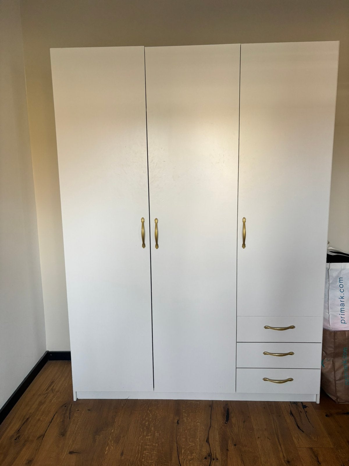 Leen Bakker Sprint kledingkast 3-deurs wit – 3 laden, Huis en Inrichting, Ophalen, 100 tot 150 cm, 200 cm of meer, Zo goed als nieuw