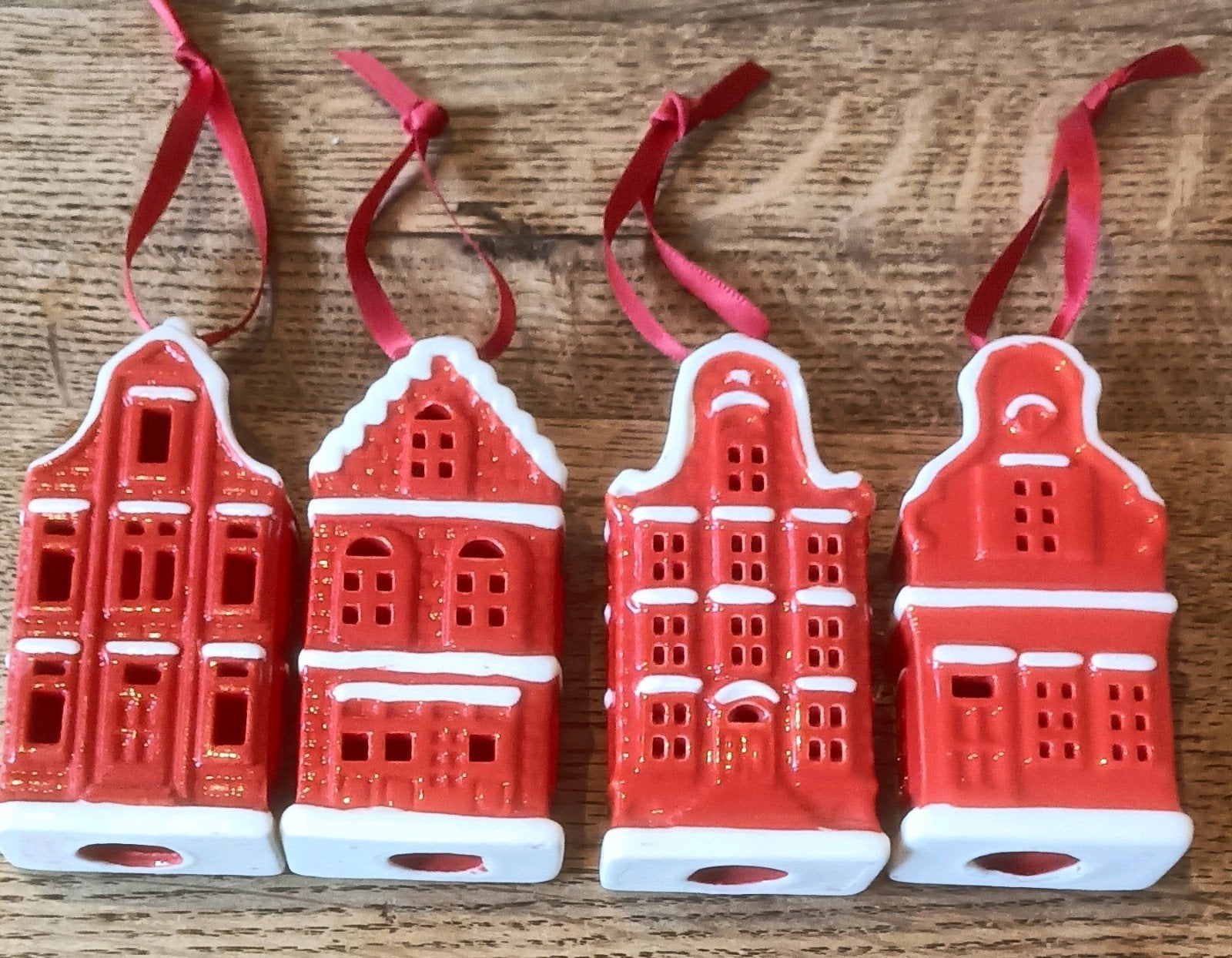 4 Hollandse huisjes Kerstboom hangers, Ophalen of Verzenden, Zo goed als nieuw