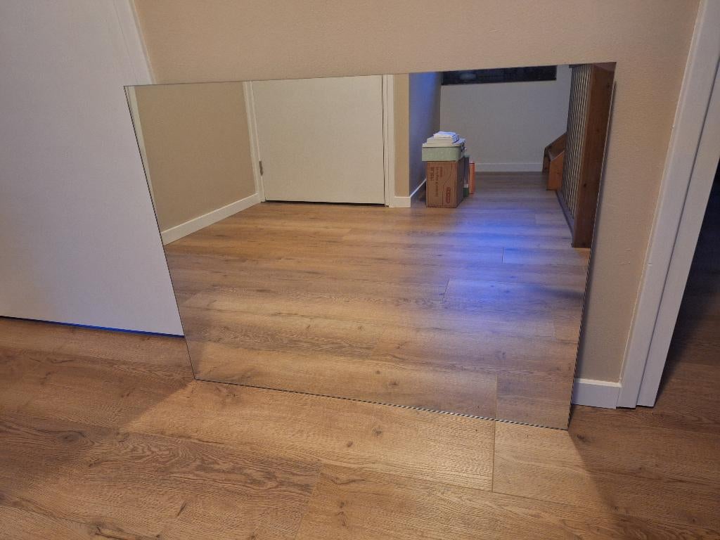 Spiegel, badkamerspiegel, Huis en Inrichting, Woonaccessoires | Spiegels, Ophalen, Zo goed als nieuw, 75 tot 100 cm, Minder dan 100 cm