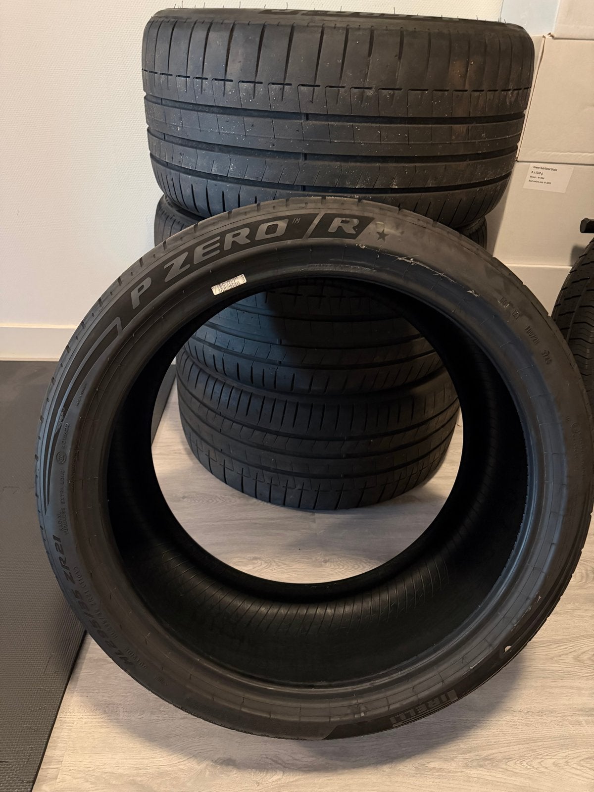 Set van 4 Pirelli P Zero R (*) XL 295/35 R21 banden, Gebruikt, 295 mm, Band(en), Personenwagen
