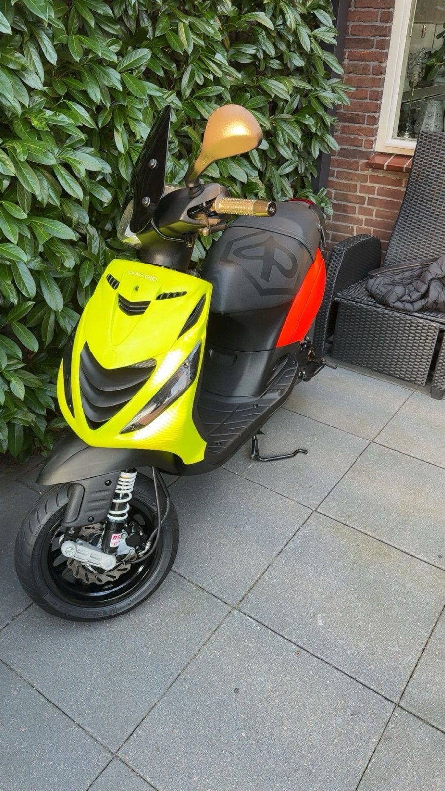 ZIP A1 MOTORSCOOTER NIEUWSTAAT 125cc/180cc 183cc, Ophalen of Verzenden, Zo goed als nieuw, Tweetakt, Zip